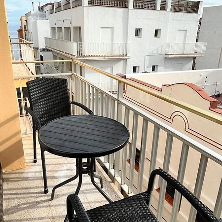 Appartement Ideal Centre Historique L' Escala Bagian luar foto