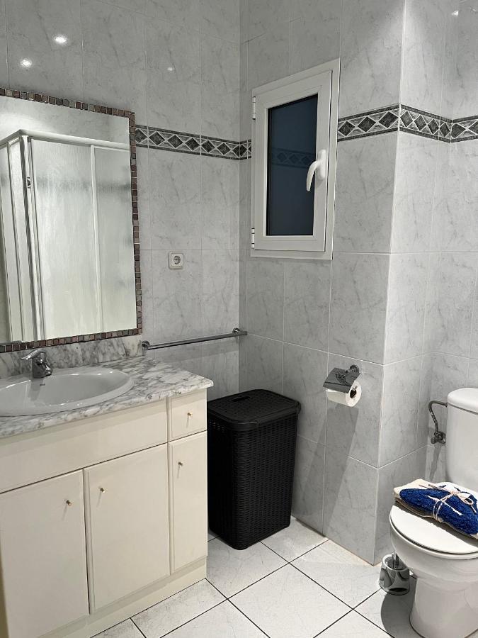 Appartement Ideal Centre Historique L' Escala Bagian luar foto